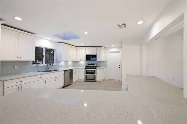 843 NORSOTA WAY, Sarasota, FL 34242