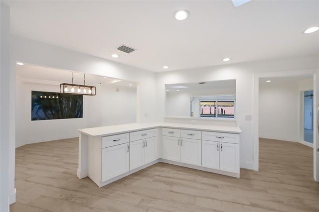 843 NORSOTA WAY, Sarasota, FL 34242