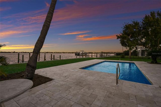 843 NORSOTA WAY, Sarasota, FL 34242