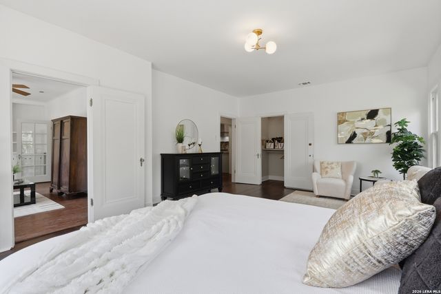 218 NORTH DR, San Antonio, TX 78201