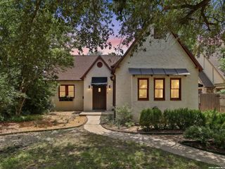 218 NORTH DR, San Antonio, TX 78201