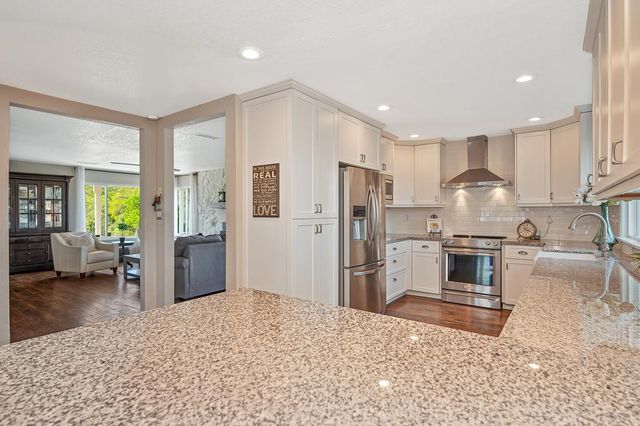 1981 Sweet Valley Rd, El Dorado Hills, CA 95762