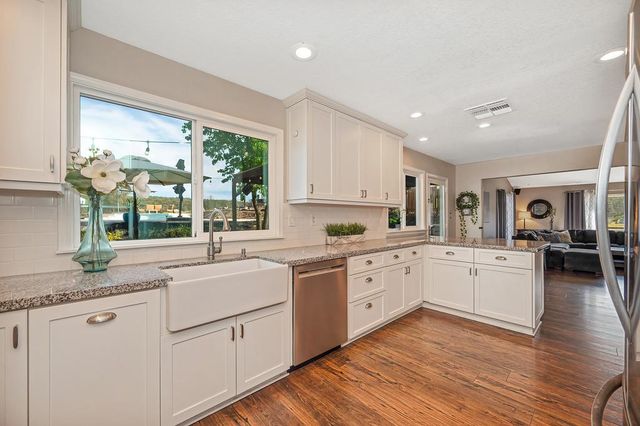 1981 Sweet Valley Rd, El Dorado Hills, CA 95762