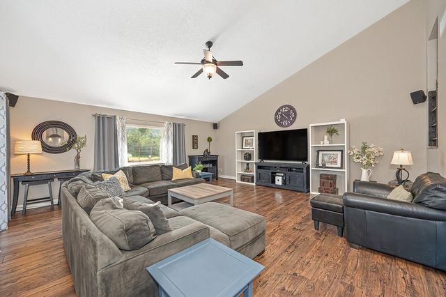 1981 Sweet Valley Rd, El Dorado Hills, CA 95762