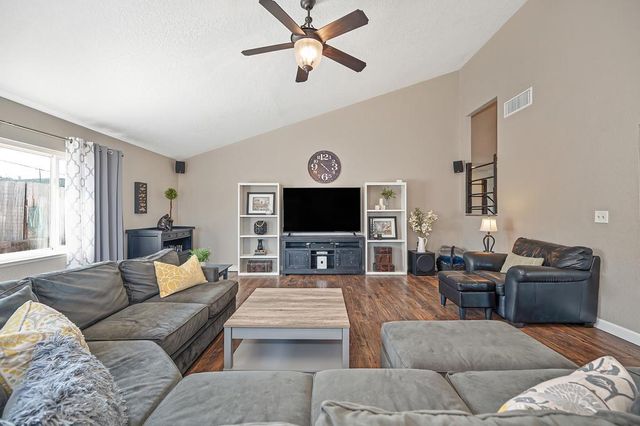 1981 Sweet Valley Rd, El Dorado Hills, CA 95762