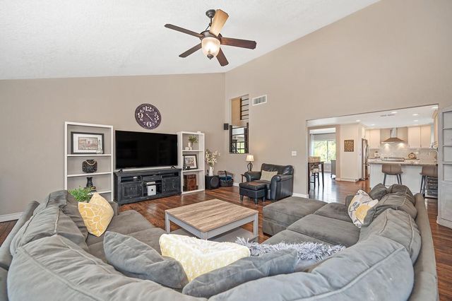 1981 Sweet Valley Rd, El Dorado Hills, CA 95762