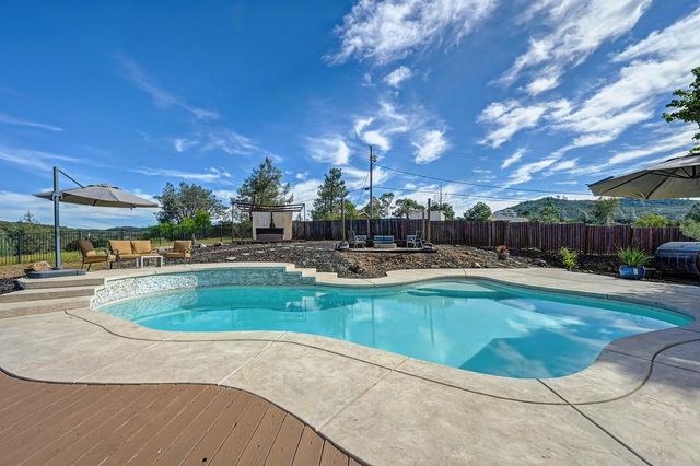 1981 Sweet Valley Rd, El Dorado Hills, CA 95762