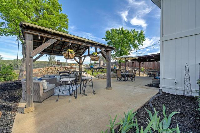 1981 Sweet Valley Rd, El Dorado Hills, CA 95762