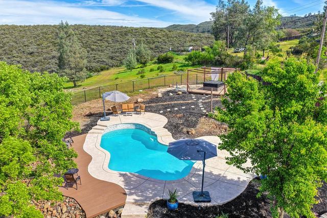 1981 Sweet Valley Rd, El Dorado Hills, CA 95762