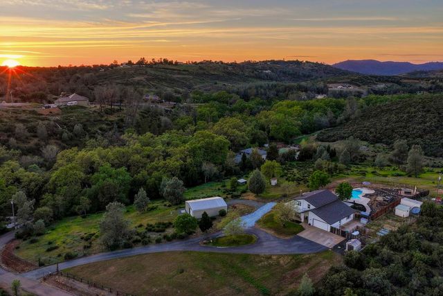 1981 Sweet Valley Rd, El Dorado Hills, CA 95762