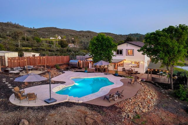 1981 Sweet Valley Rd, El Dorado Hills, CA 95762