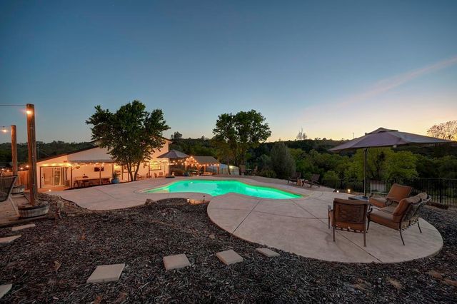 1981 Sweet Valley Rd, El Dorado Hills, CA 95762