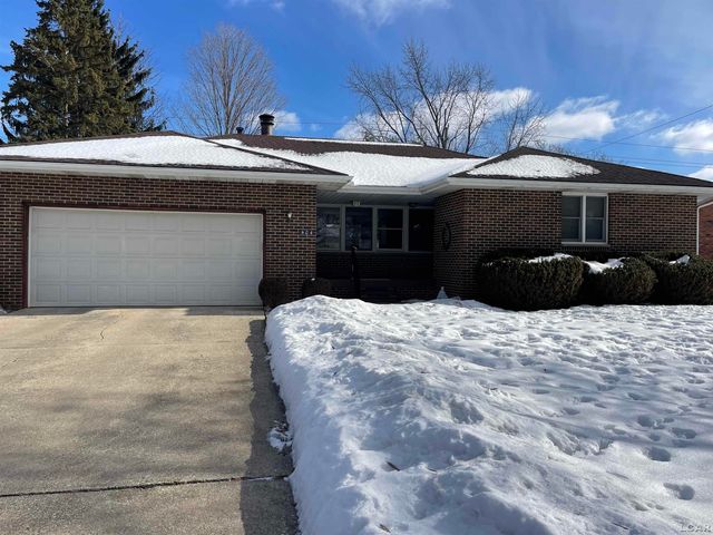 404 Mills Road, Saline, MI 48176