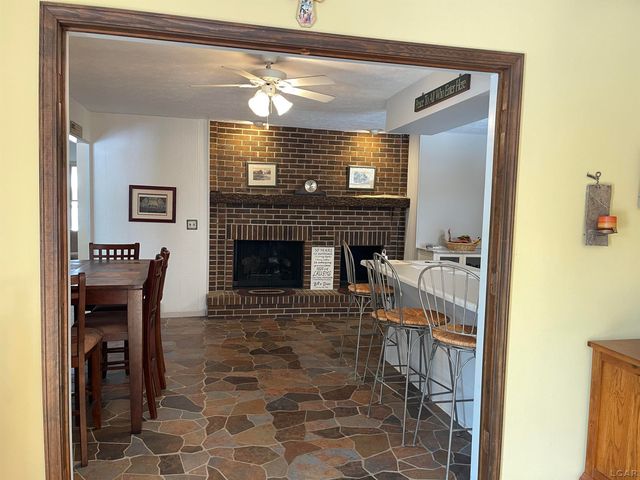 404 Mills Road, Saline, MI 48176