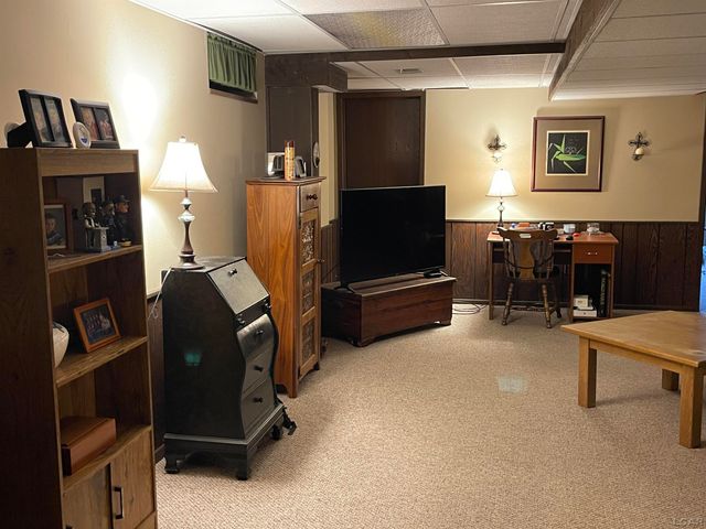 404 Mills Road, Saline, MI 48176