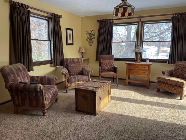 404 Mills Road, Saline, MI 48176