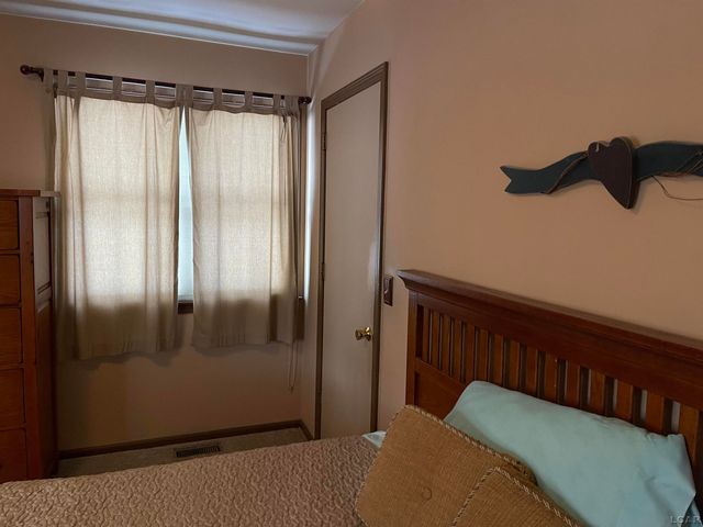 404 Mills Road, Saline, MI 48176