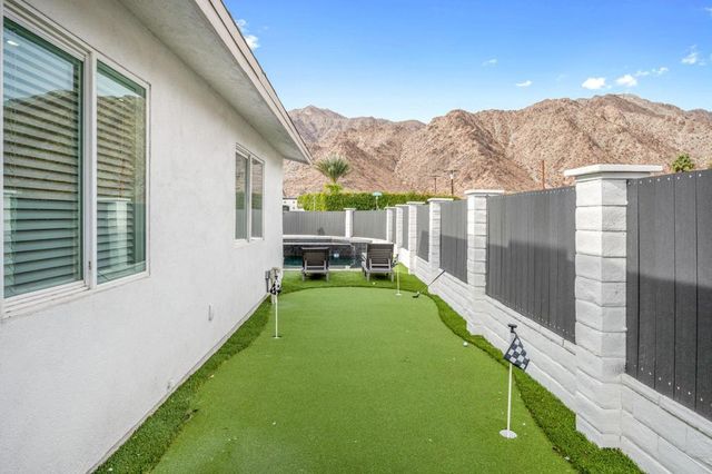 54510 Avenida Madero, La Quinta, CA 92253