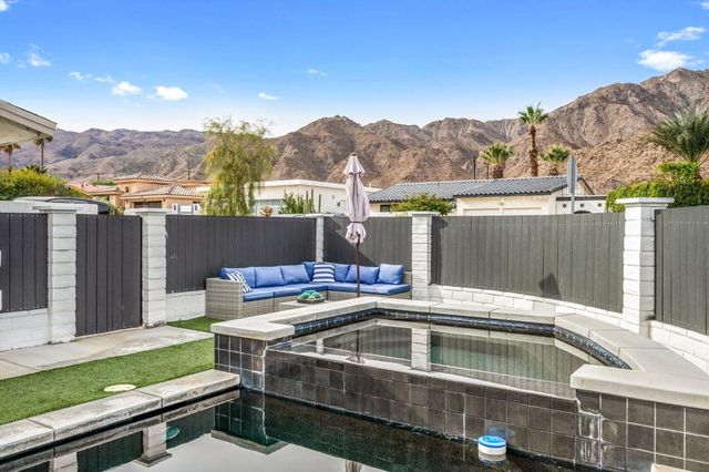 54510 Avenida Madero, La Quinta, CA 92253