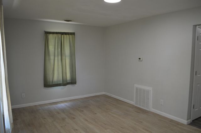 1802 S Lulu, Wichita, KS 67211