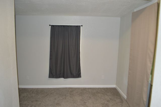 1802 S Lulu, Wichita, KS 67211