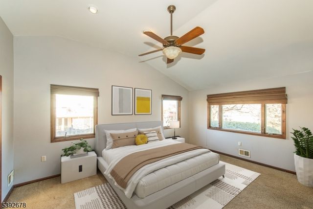 8 Tyler Pl, West Milford Twp., NJ 07421