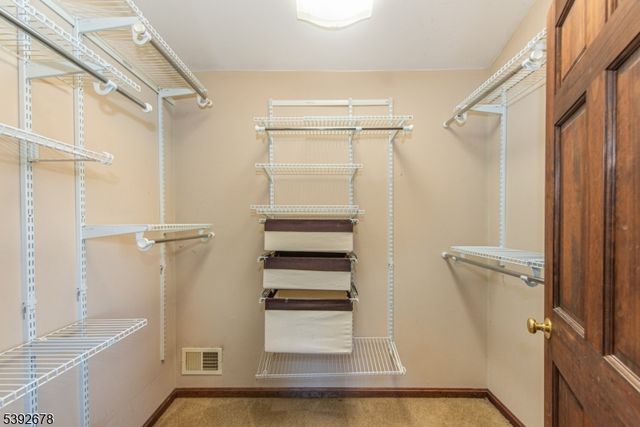 8 Tyler Pl, West Milford Twp., NJ 07421