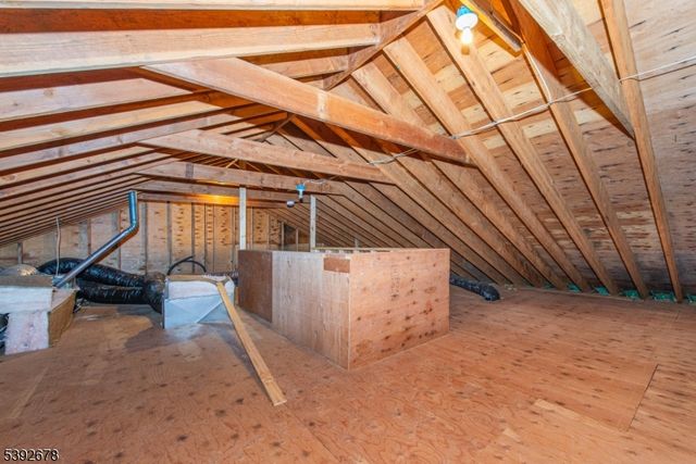 8 Tyler Pl, West Milford Twp., NJ 07421