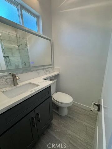 717 E 27th, Los Angeles, CA 90011