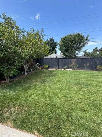 717 E 27th, Los Angeles, CA 90011