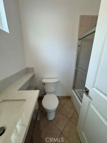 717 E 27th, Los Angeles, CA 90011