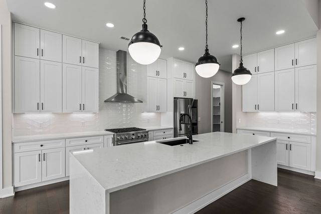 3505 Radiance Avenue, Bentonville, AR 72713