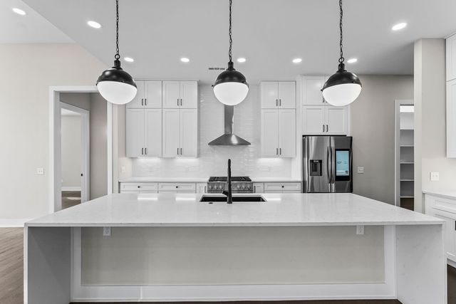 3505 Radiance Avenue, Bentonville, AR 72713