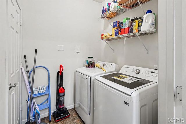29 Kassebaum Lane 106, St Louis, MO 63129