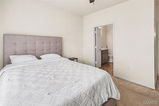 29 Kassebaum Lane 106, St Louis, MO 63129