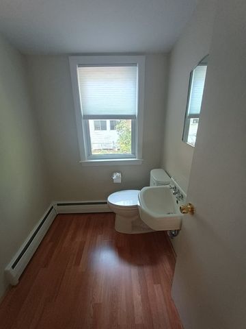 459 Appleton St H, Arlington, MA 02476