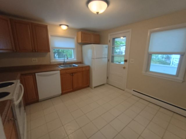 459 Appleton St H, Arlington, MA 02476