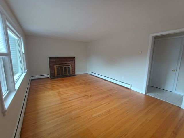 459 Appleton St H, Arlington, MA 02476