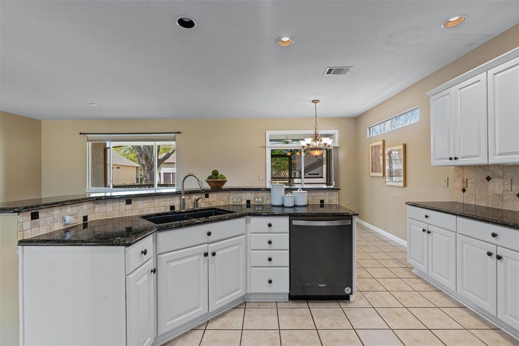 113 Coreopsis WAY, Georgetown, TX 78633