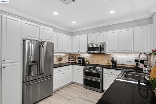 2608 2608 Intrigue Ln, Brentwood, CA 94513