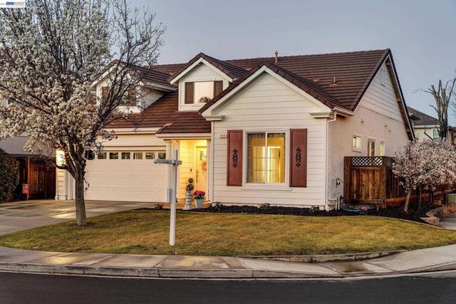 2608 2608 Intrigue Ln, Brentwood, CA 94513