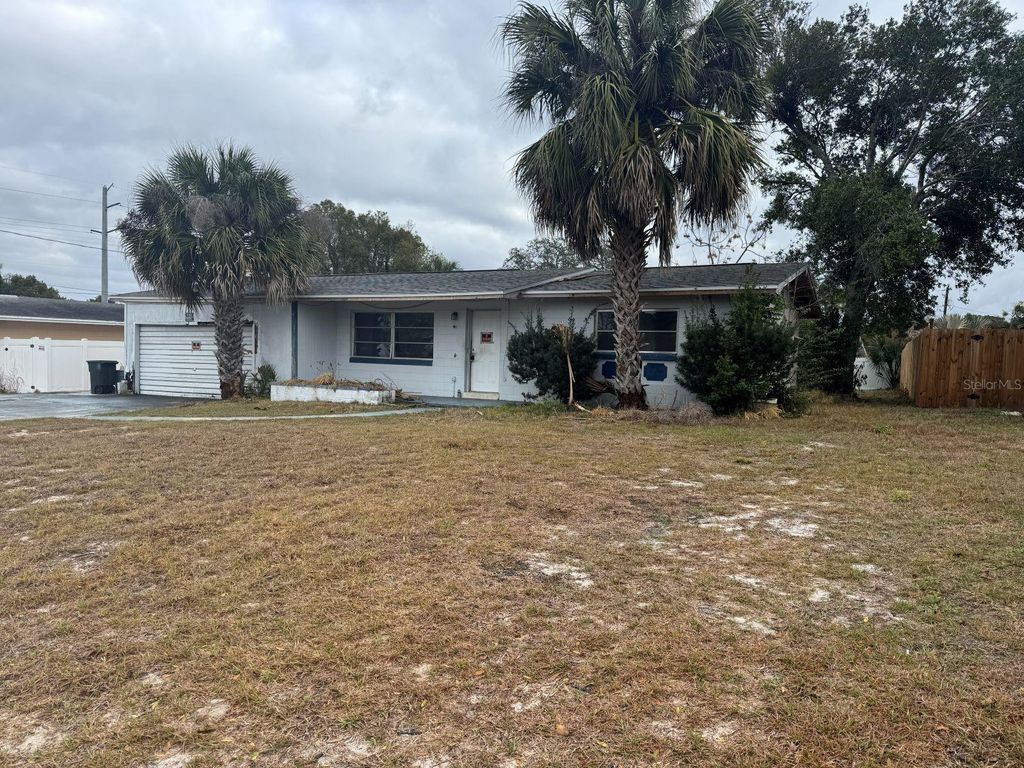 2310 POINSETTIA DRIVE, Orange City, FL 32763