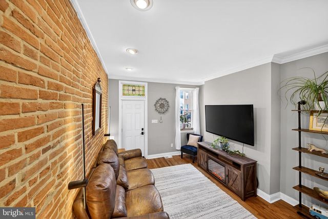 7 E FORT AVE, Baltimore, MD 21230