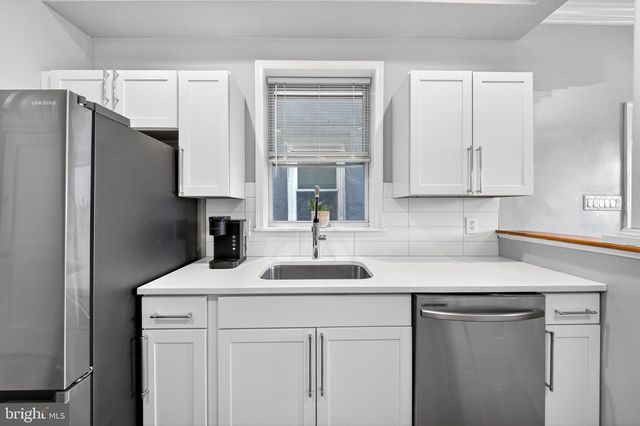 7 E FORT AVE, Baltimore, MD 21230