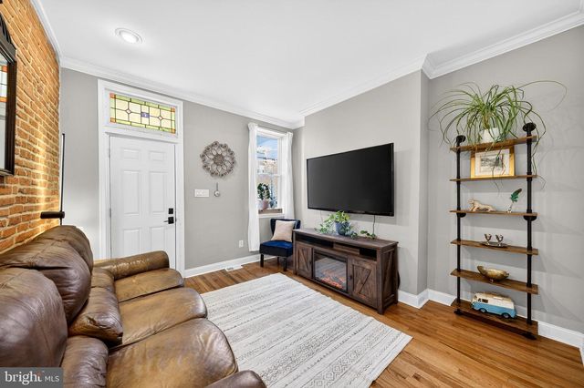 7 E FORT AVE, Baltimore, MD 21230