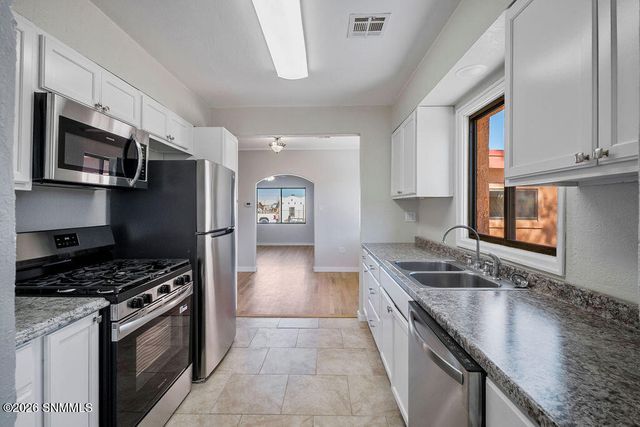 320 E 7th Street, Lordsburg, NM 88045