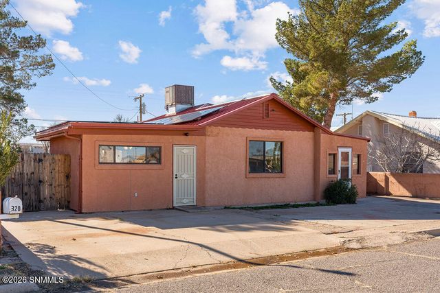 320 E 7th Street, Lordsburg, NM 88045