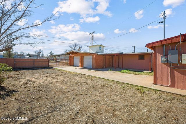 320 E 7th Street, Lordsburg, NM 88045