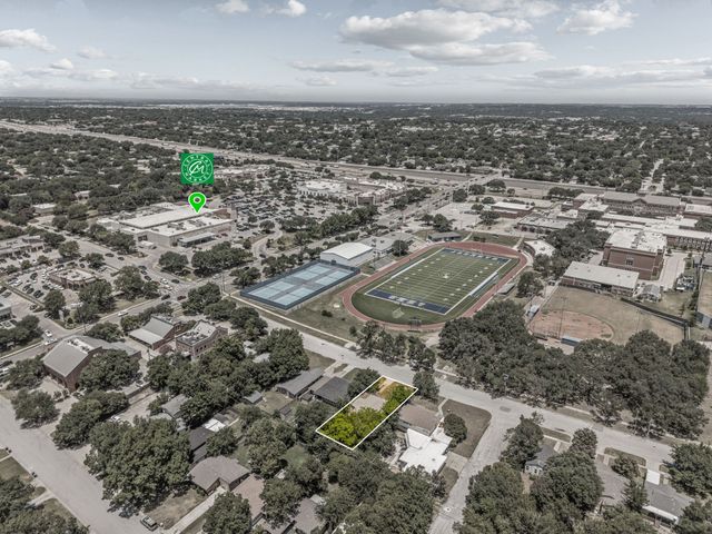4509 Donnelly Avenue, Fort Worth, TX 76107
