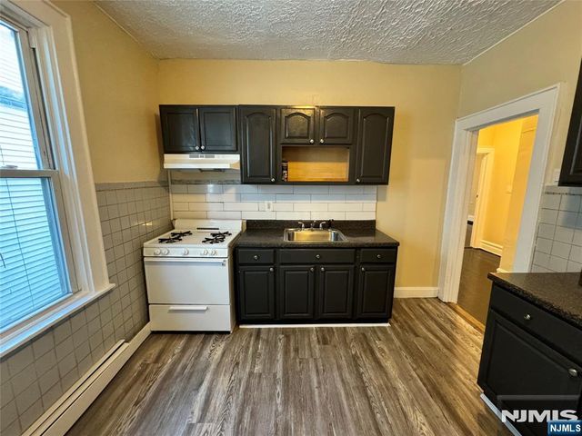 41 Columbia Avenue 2, Newark, NJ 07106